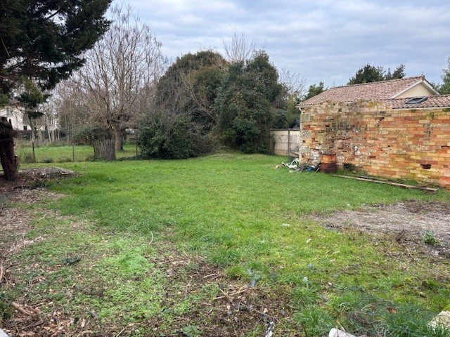 TERRAIN CALME ABSOLU FACADE 24m, PROFONDEUR 15m — photo 2