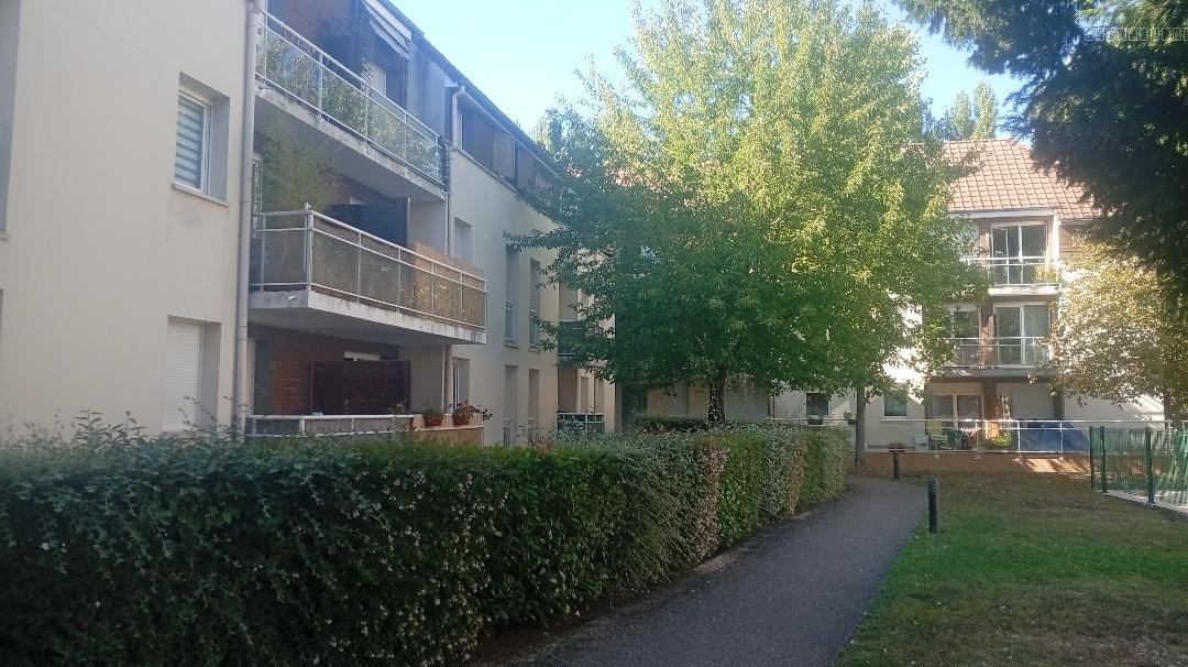 Pont-Sainte-Maxence, Appartement type 2 dans une résidence avec piscine. — photo 9