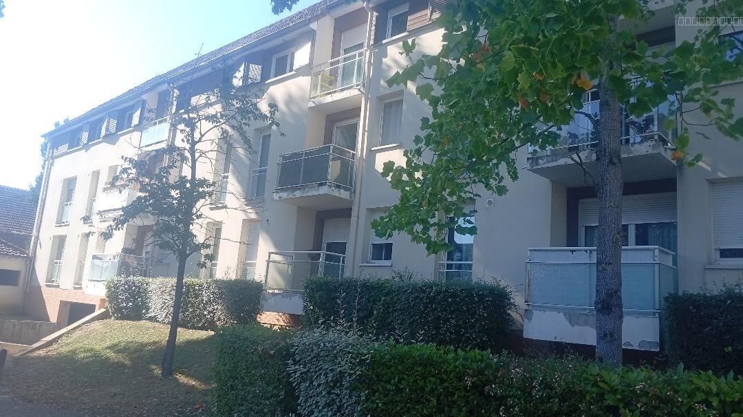 Pont-Sainte-Maxence, Appartement type 2 dans une résidence avec piscine. — photo 11