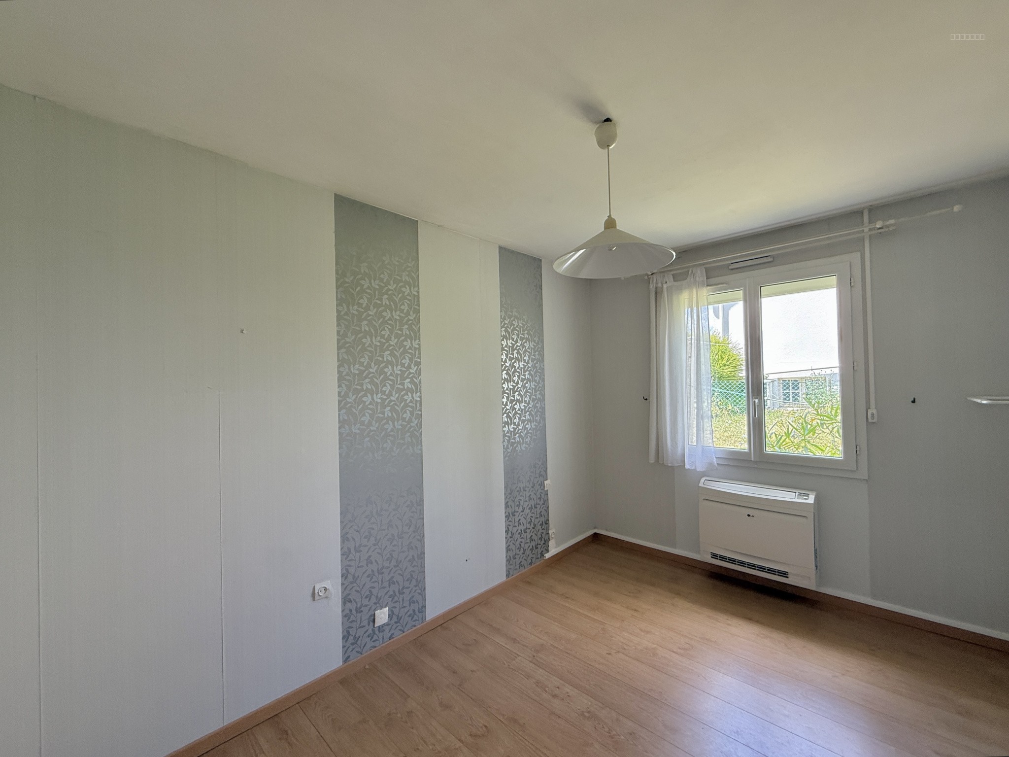 MAISON 6 PIECES 117 M2 - VERETZ — photo 5