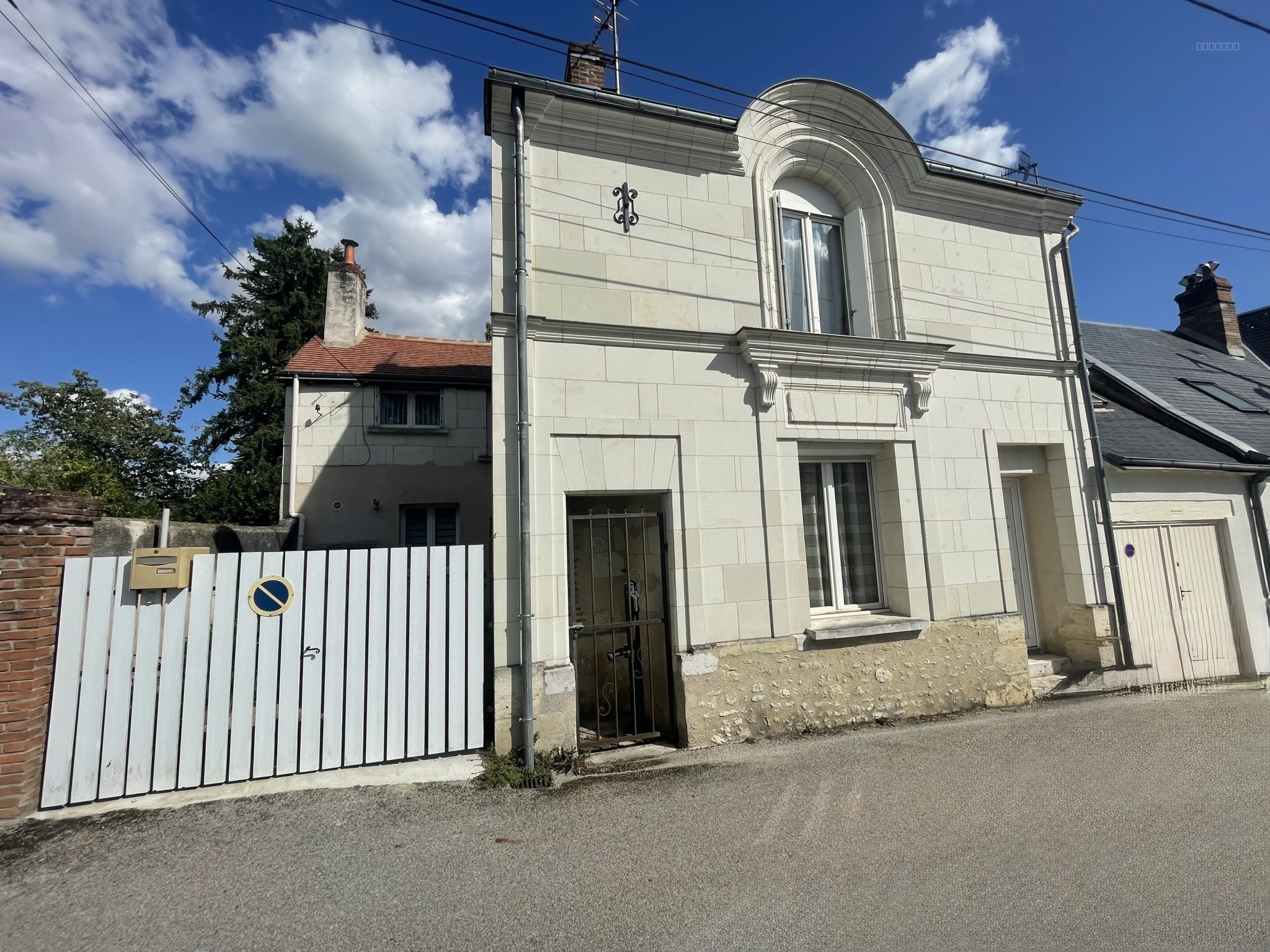 MAISON  DE VILLE AU COEUR DU CENTRE BOURG DE 99 M2 - 3 CHAMBRES — photo 15