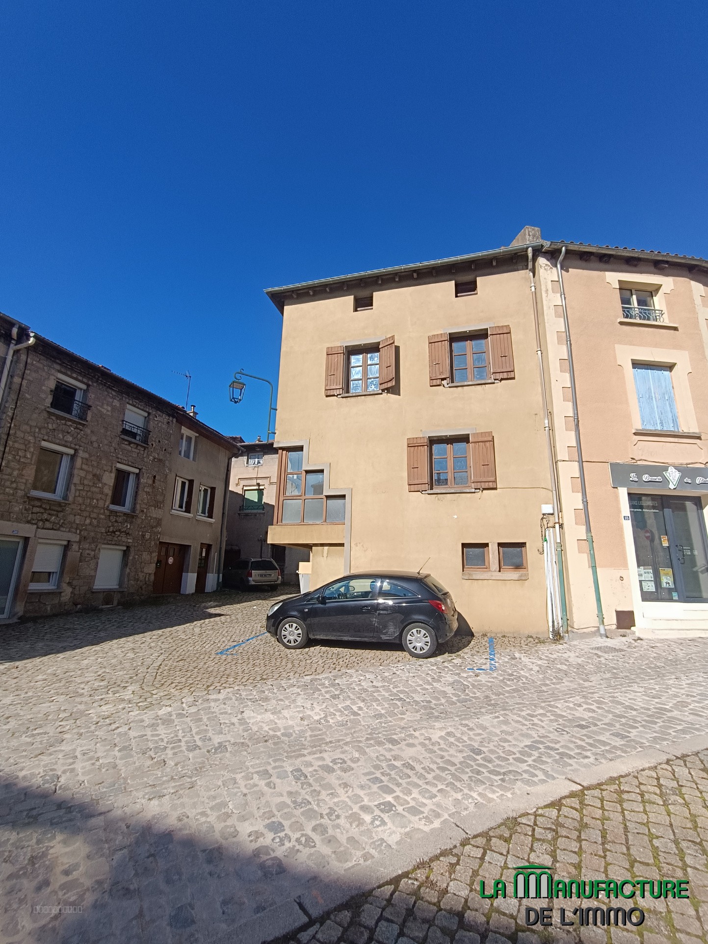 MAISON  DE VILLAGE   , PROCHE DES COMMODITES  , GARAGE , IDEAL PREMIER ACHAT SAINT DIDIER EN VELAY — photo 16