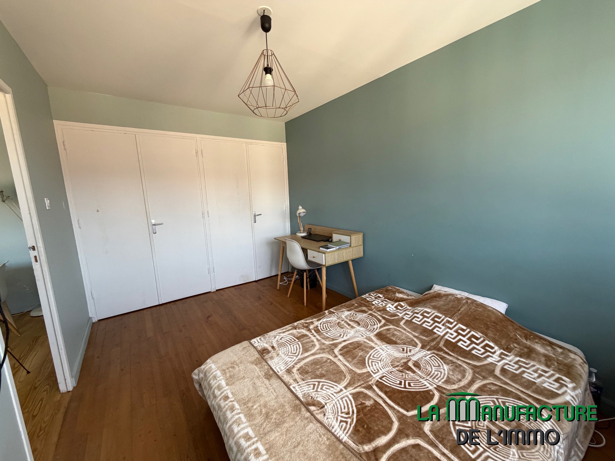 SAINT ETIENNE BERGSON - APPARTEMENT T3 72,06m2 AVEC 2 BALCONS + CAVE + GARAGE — photo 5
