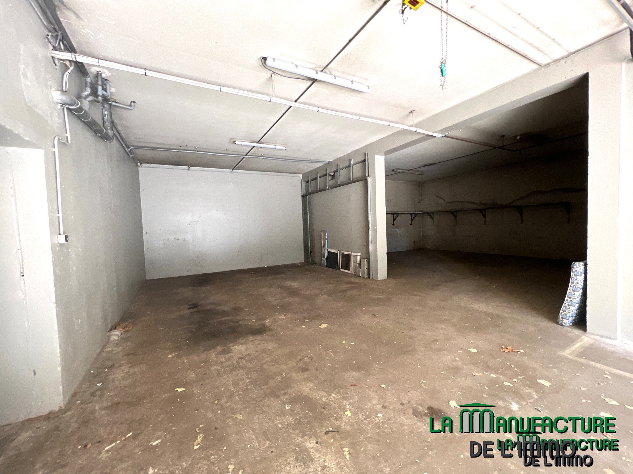 PLACE DE PARKING - BOX SECURISE / BAS FAURIEL/ CHAVANELLE. — photo 6