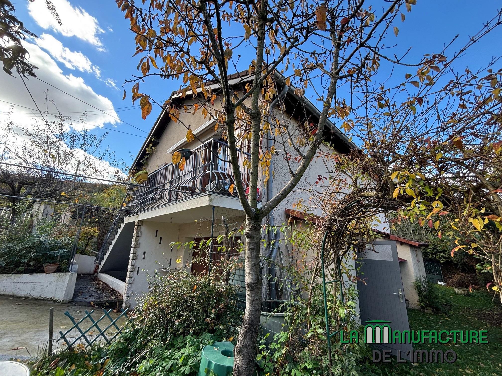 SAINT ETIENNE BEL AIR - MAISON INDIVIDUELLE 118,82m2 5 CHAMBRES - JARDIN + GARAGE + ABRI DE JARDIN — photo 2