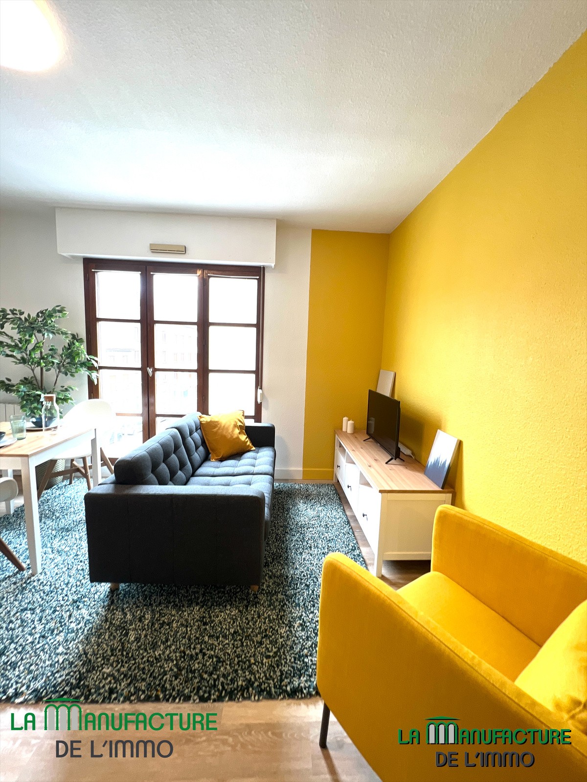 STUDIO MEUBLE TOUT CONFORT - PLACE BICENTENAIRE/ CENTRE-DEUX. — photo 10