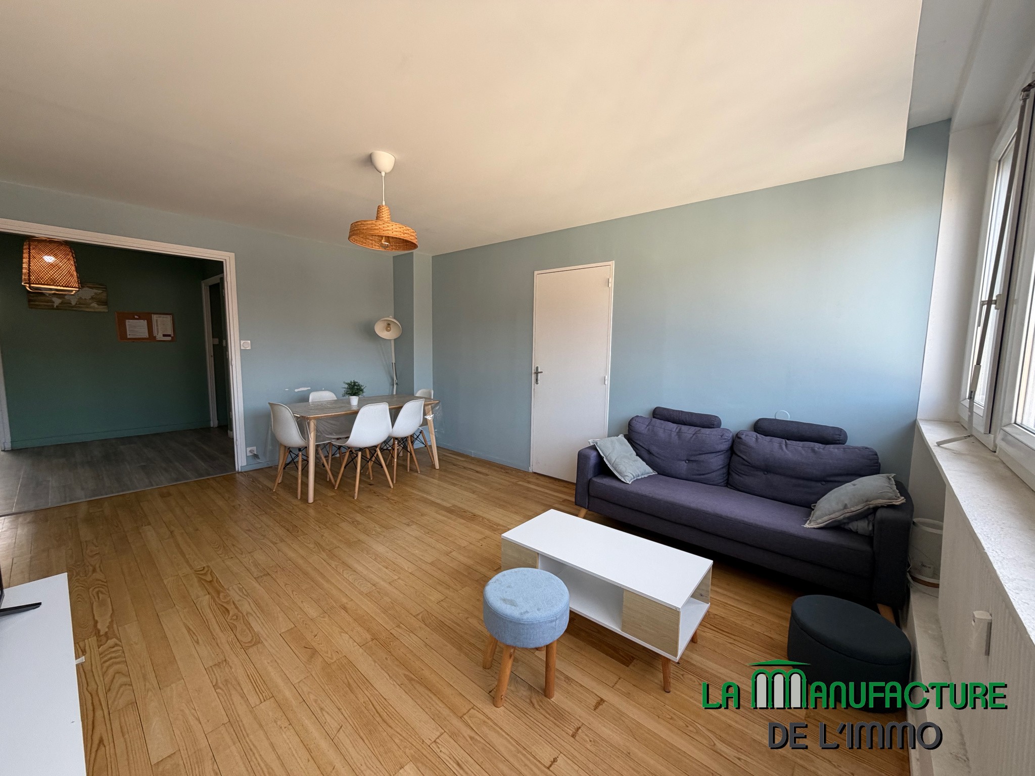 SAINT ETIENNE BERGSON - APPARTEMENT T3 72,06m2 AVEC 2 BALCONS + CAVE + GARAGE — photo 2