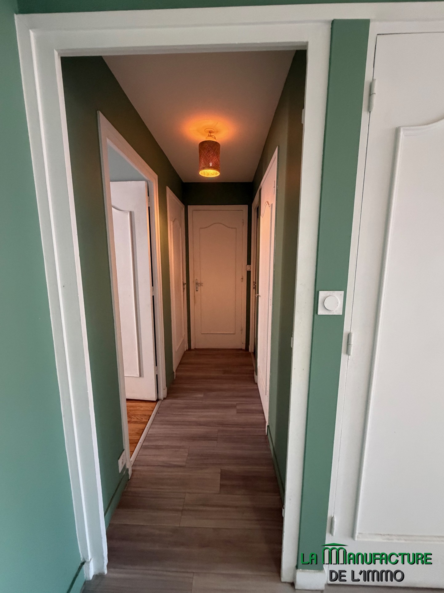 SAINT ETIENNE BERGSON - APPARTEMENT T3 72,06m2 AVEC 2 BALCONS + CAVE + GARAGE — photo 9