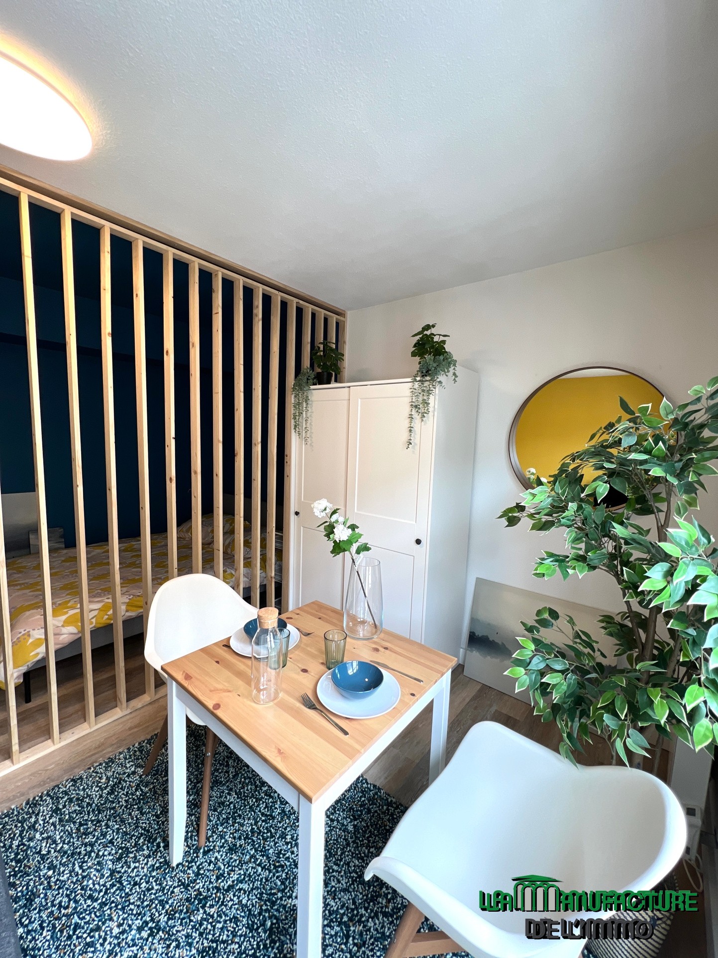STUDIO MEUBLE TOUT CONFORT - PLACE BICENTENAIRE/ CENTRE-DEUX. — photo 8