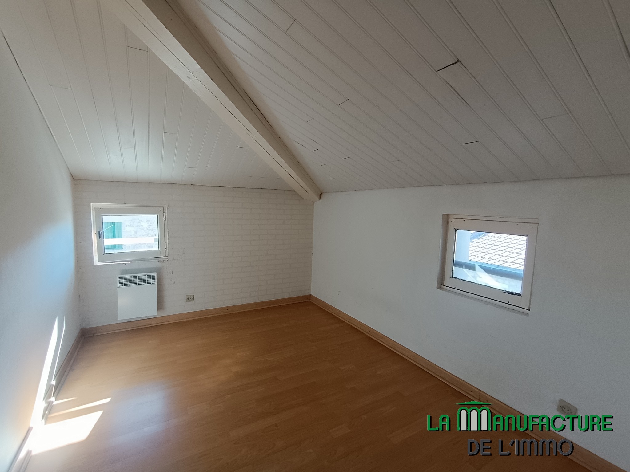 MAISON  DE VILLAGE   , PROCHE DES COMMODITES  , GARAGE , IDEAL PREMIER ACHAT SAINT DIDIER EN VELAY — photo 15
