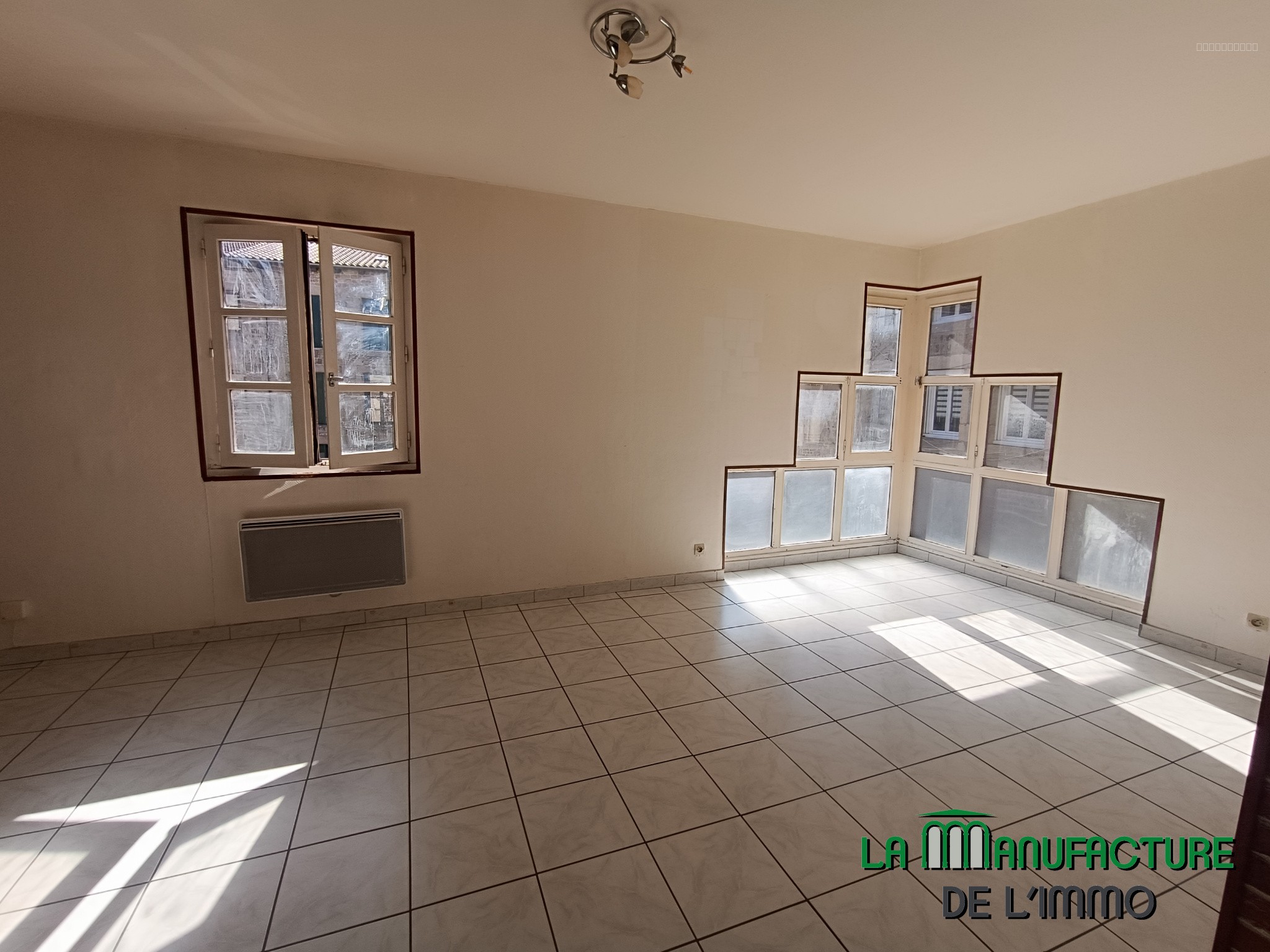 MAISON  DE VILLAGE   , PROCHE DES COMMODITES  , GARAGE , IDEAL PREMIER ACHAT SAINT DIDIER EN VELAY — photo 7