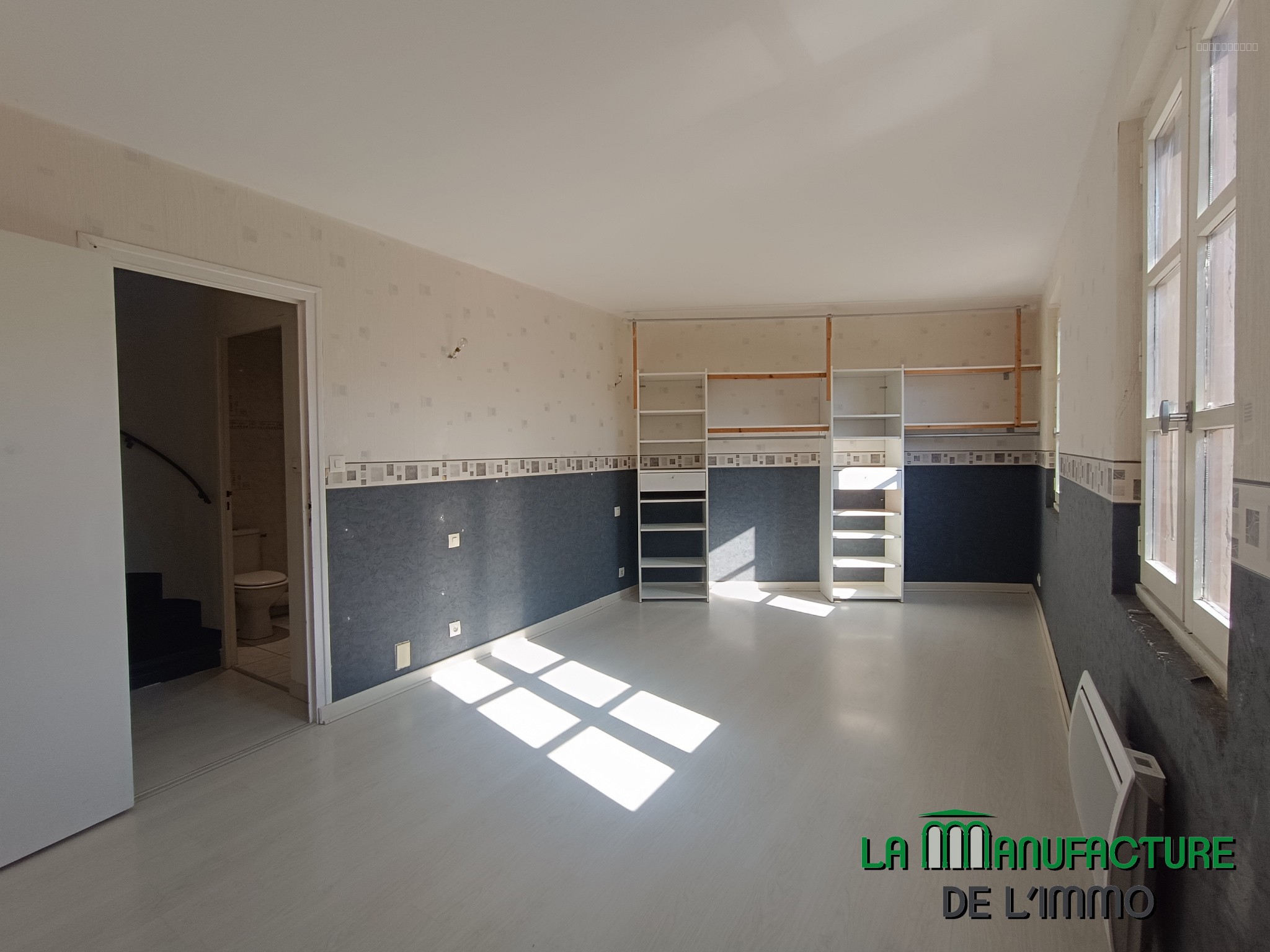 MAISON  DE VILLAGE   , PROCHE DES COMMODITES  , GARAGE , IDEAL PREMIER ACHAT SAINT DIDIER EN VELAY — photo 9