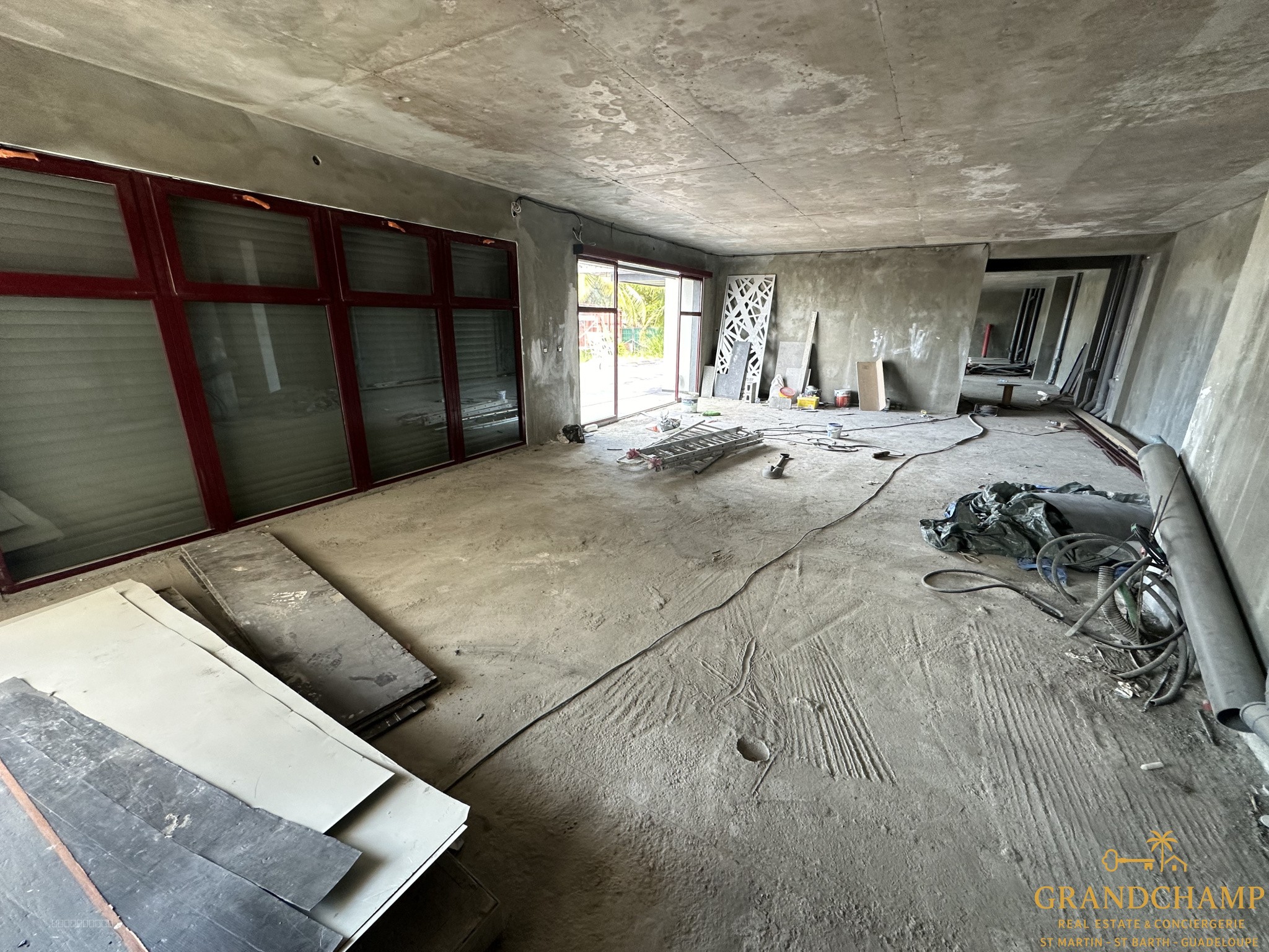 murs commerciaux 116m2 front de mer - marigot — photo 8