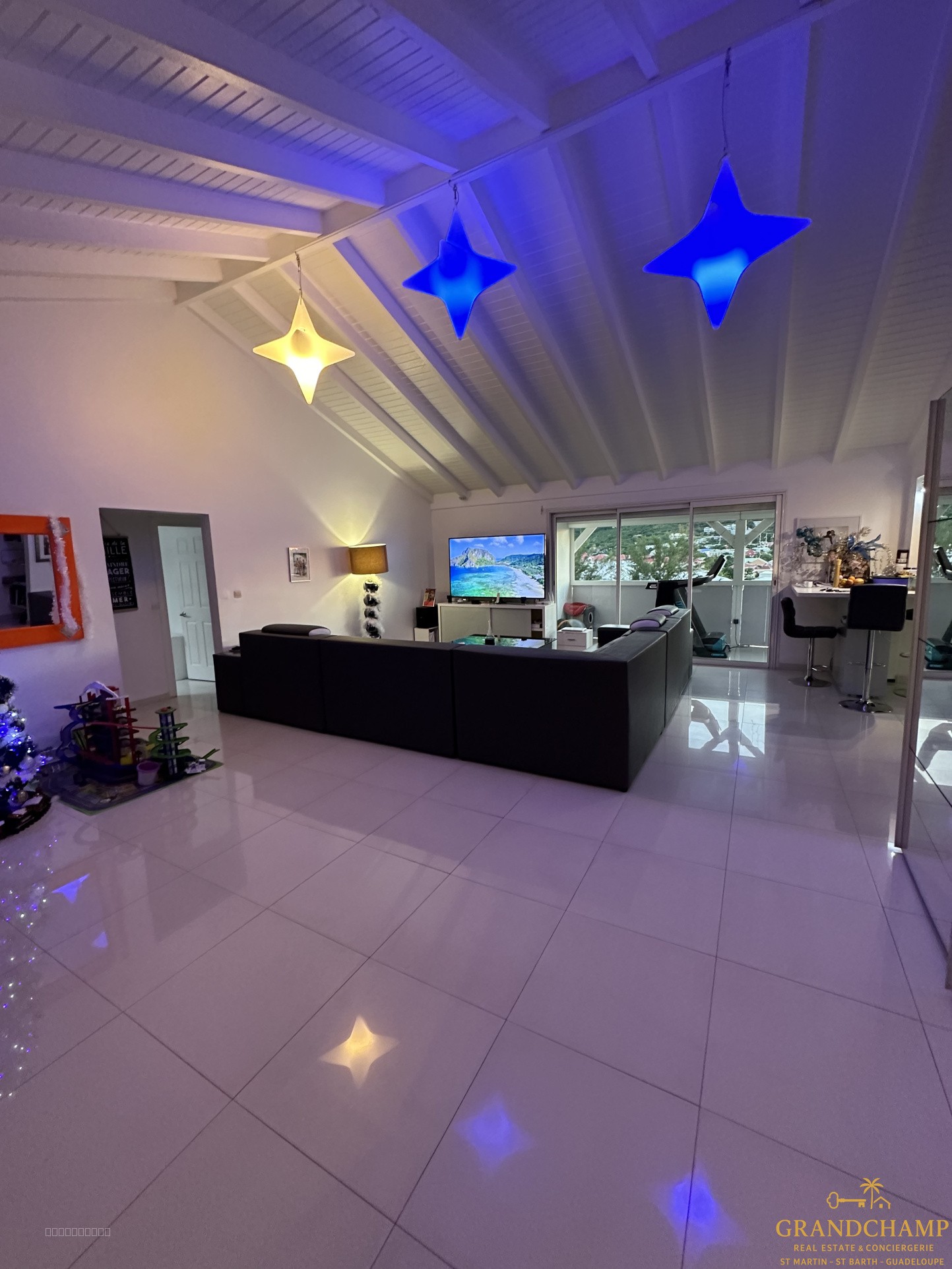 Villa T4 piscine + 2 T2 + T3 (rendement 10%) — photo 16