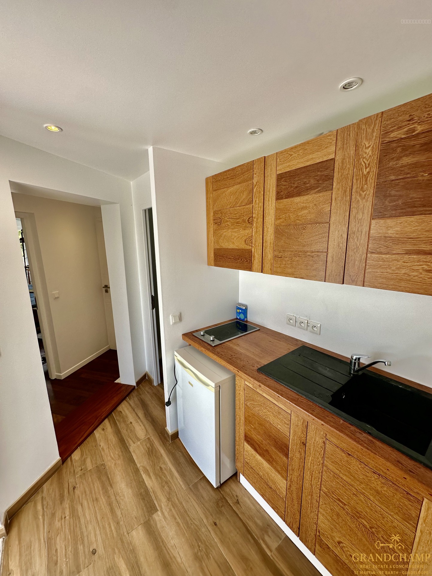 Vue mer panoramique   Villa T4 + Bungalow T3 - Oyster Pond — photo 13