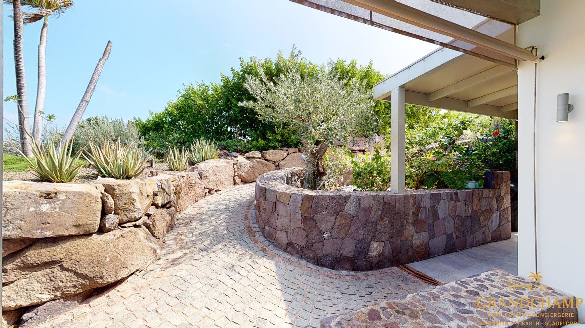 VILLA T4 VUE PANORAMIQUE - SAINT BARTH — photo 18