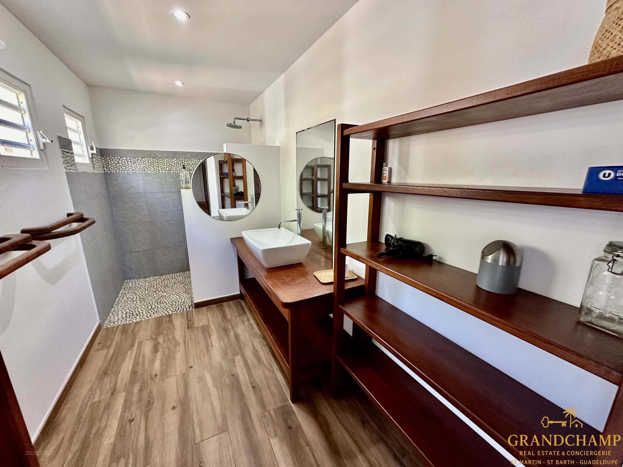 Vue mer panoramique   Villa T4 + Bungalow T3 - Oyster Pond — photo 18