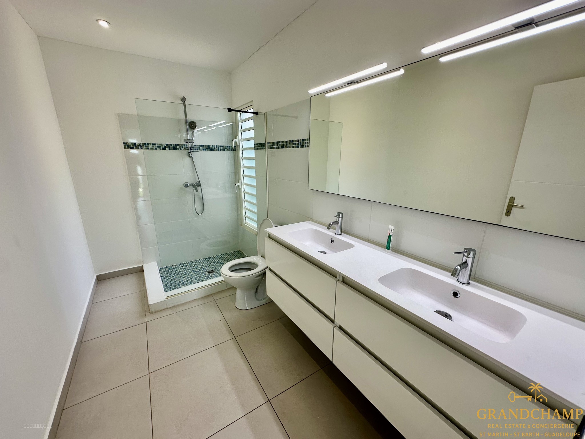 Villa neuve T4 avec piscine - CUL DE SAC — photo 2