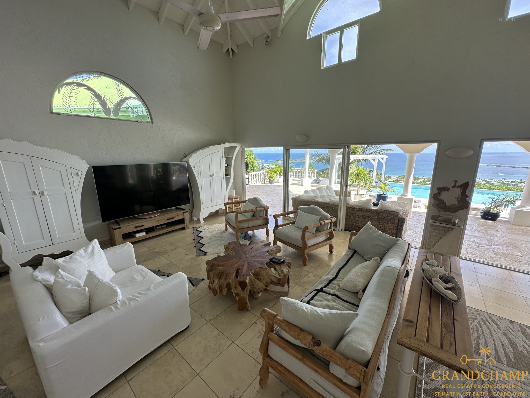 VILLA T5 BAIE ORIENTALE + T4 + T2 — photo 5