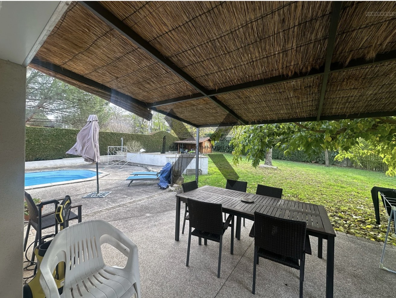 Commelle-Vernay - Villa - 4 chambres - Jardin - Piscine — photo 13
