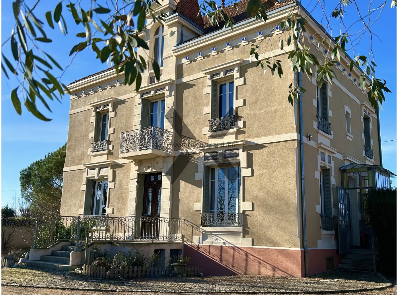 MANOIR DE CHARME 1906   220 m2 RÉNOVÉS   AUX PORTES DE ROANNE — photo 4