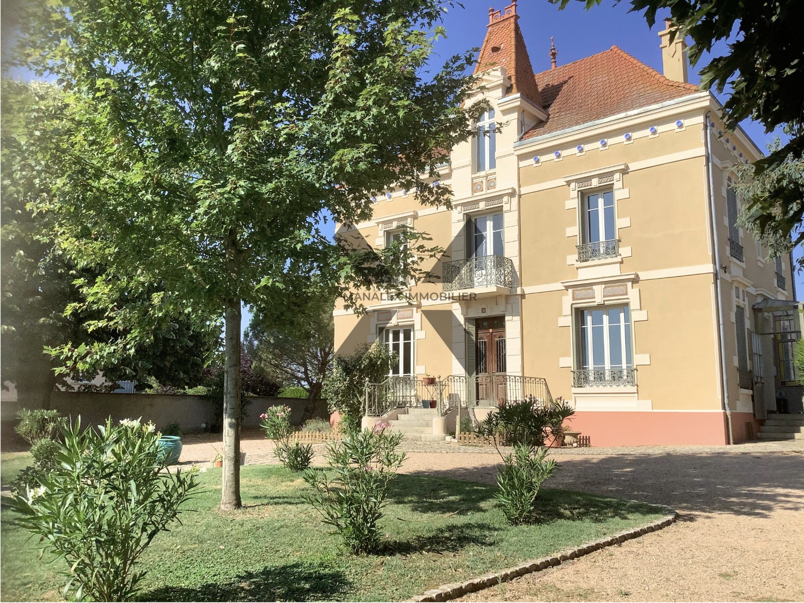 MANOIR DE CHARME 1906   220 m2 RÉNOVÉS   AUX PORTES DE ROANNE — photo 3