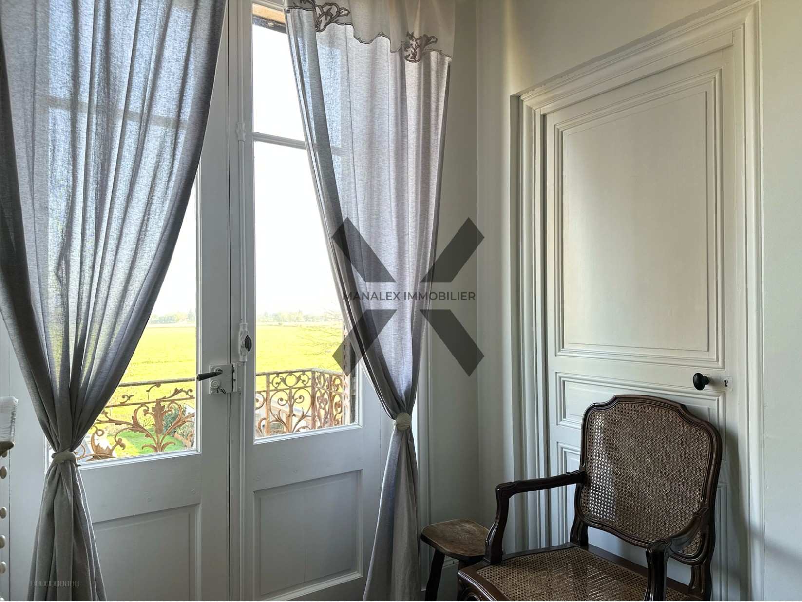 MANOIR DE CHARME 1906   220 m2 RÉNOVÉS   AUX PORTES DE ROANNE — photo 12