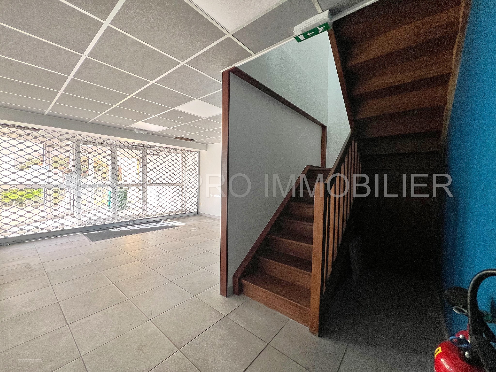 Bâtiment à usage de bureaux 735 m2 Z.A CHERBOURG EN COTENTIN — photo 18