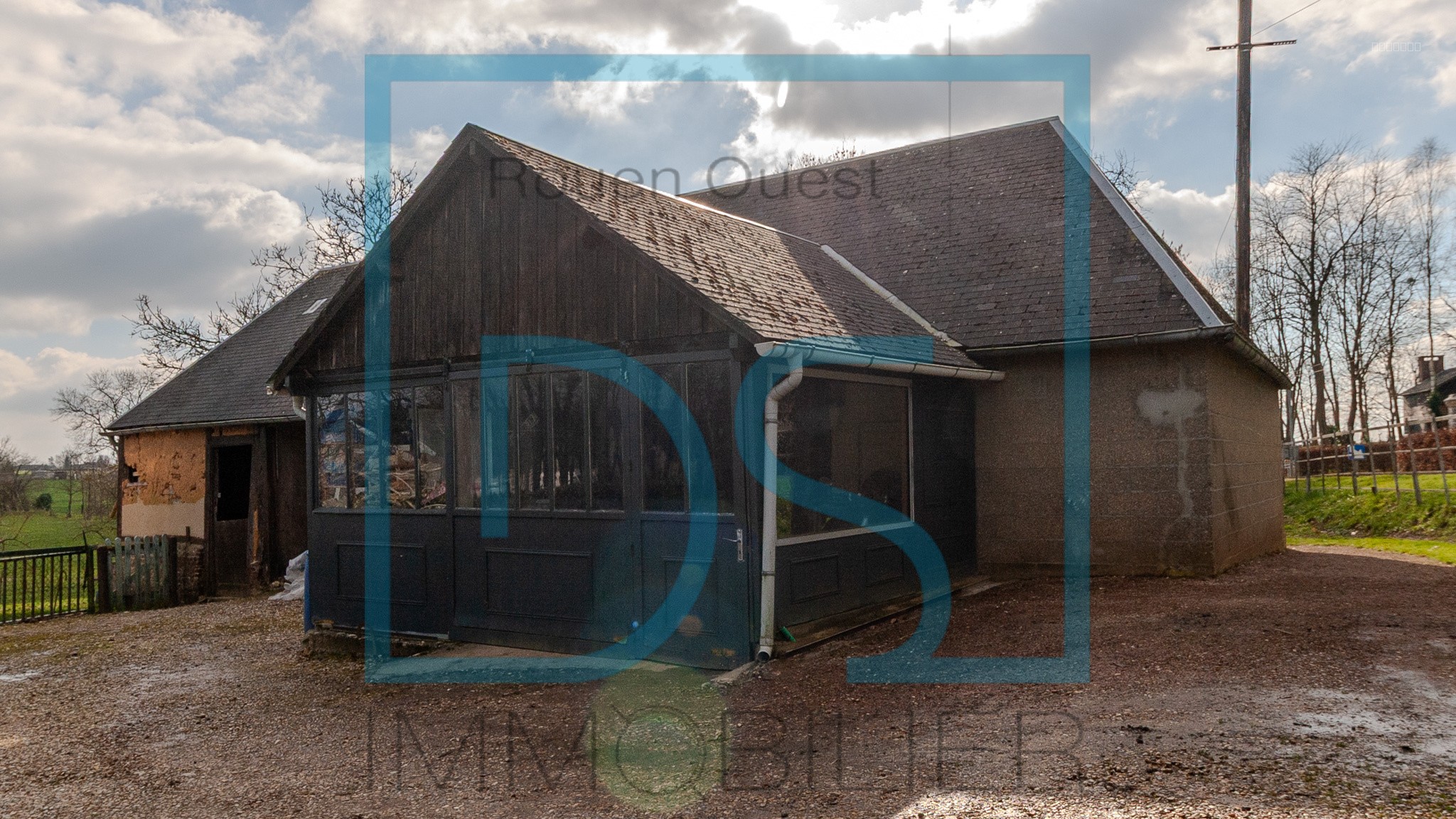 BATIMENT A RENOVER SECTEUR PAVILLY — photo 5