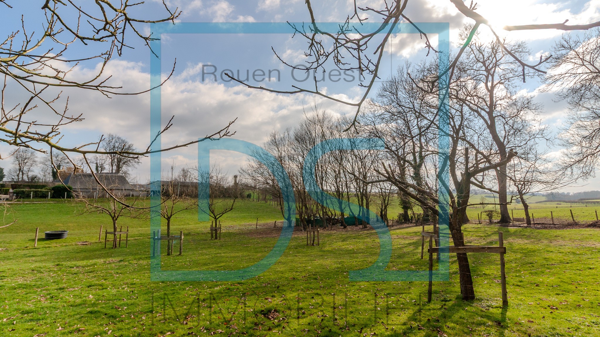 BATIMENT A RENOVER SECTEUR PAVILLY — photo 6