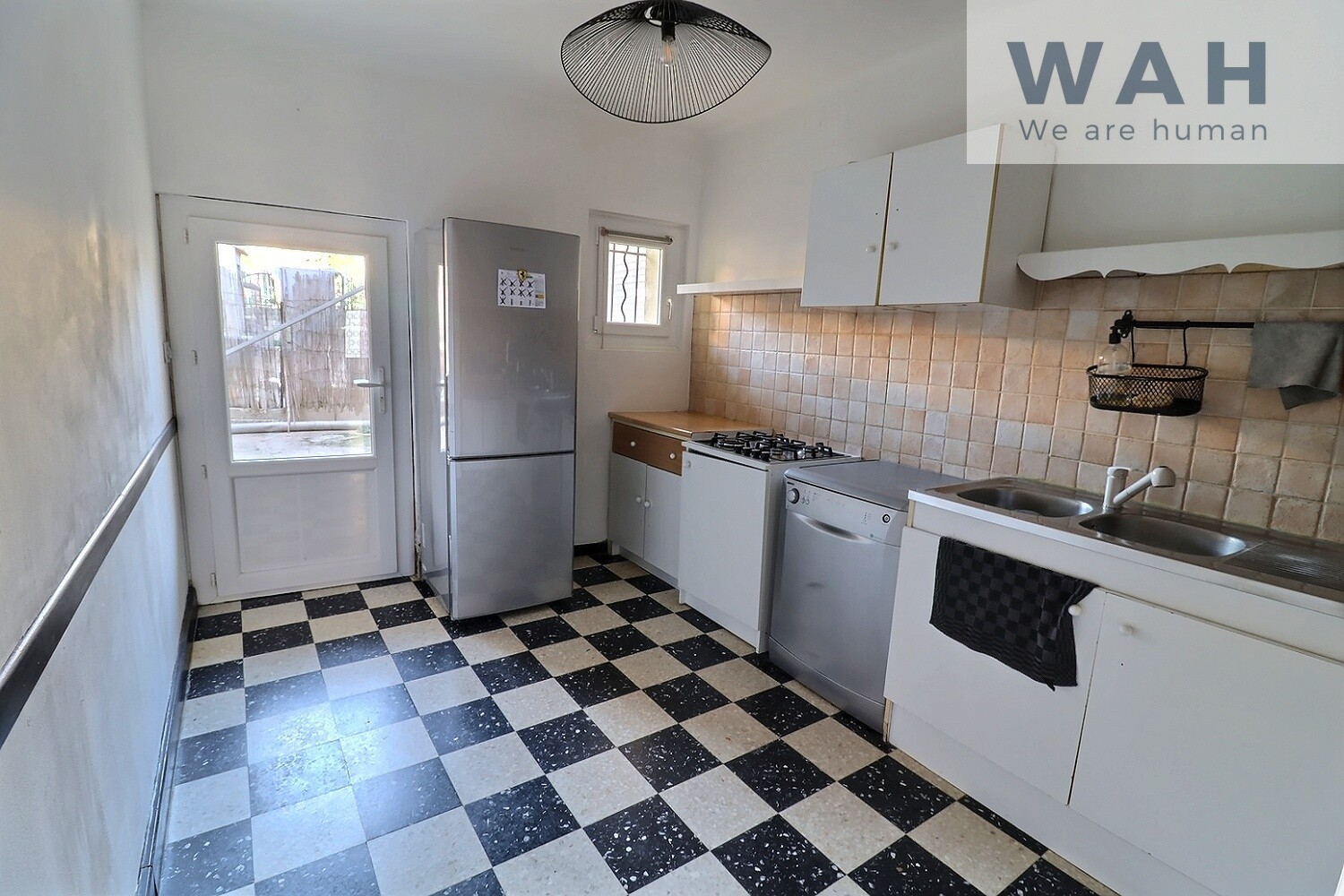 VENTE APPARTEMENT T4 DANS MAISON DE MAÎTRE 4 PIECES AVEC COUR À PLAISSAN 34230 — photo 13