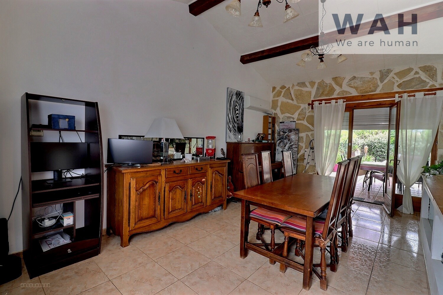 VILLA DE 160M2 4 CHAMBRES SUR 1269 m2 DE TERRAIN ARBORE 34800 CANET — photo 6