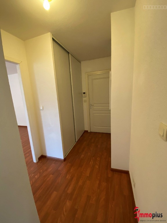 Illzach, Appartement récent F2 — photo 7