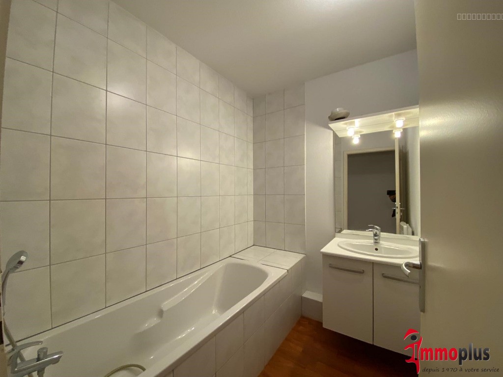 Illzach, Appartement récent F2 — photo 5