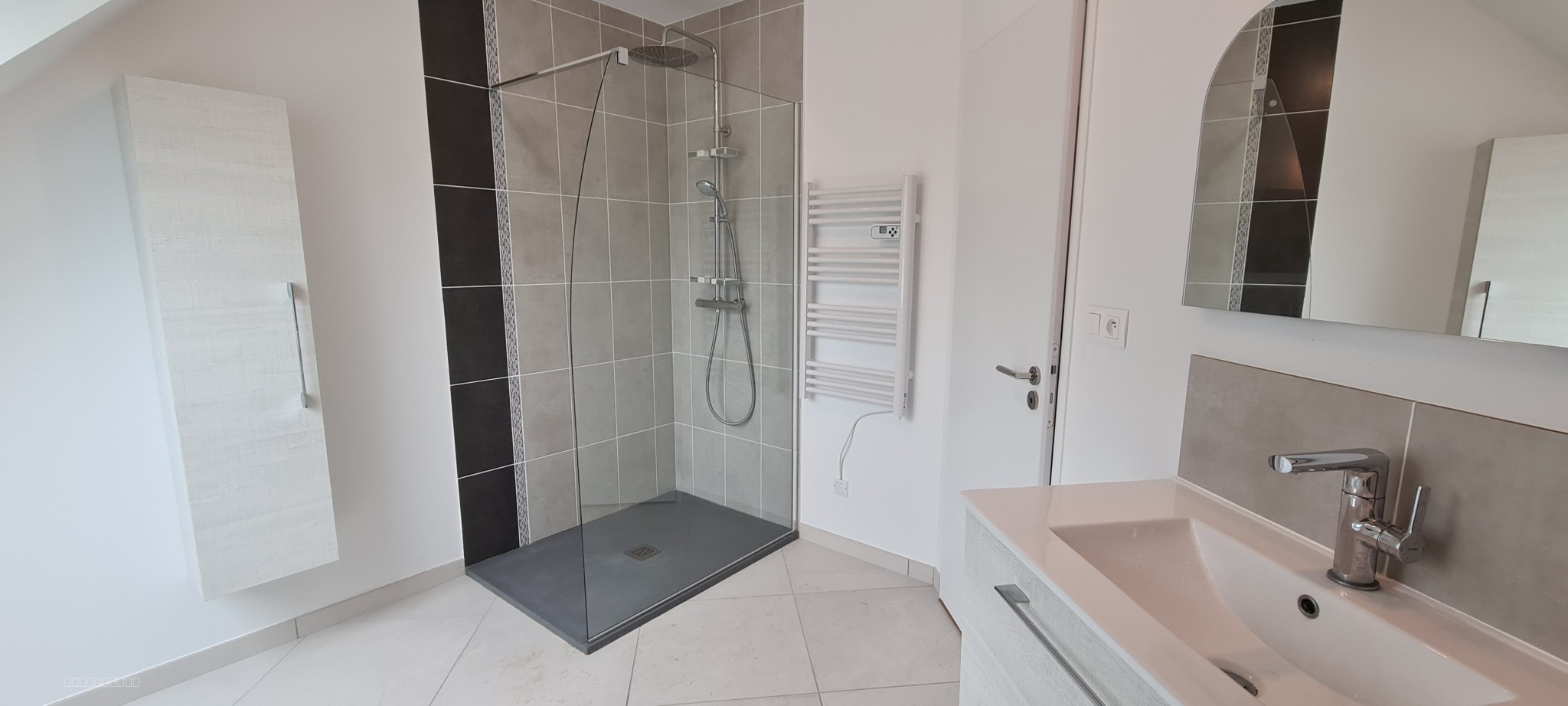 Maison contemporaine DPE A de 215 m2 sur terrain de 2000 m2 à Carency — photo 10