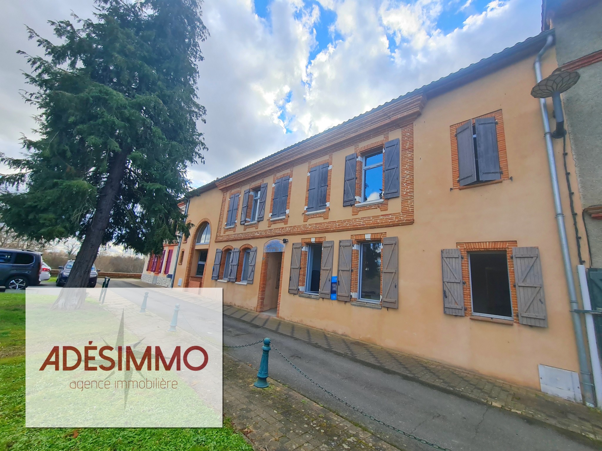 Magnifique  bâtisse ancienne rénovée de 656m2 cours intérieur — photo 2