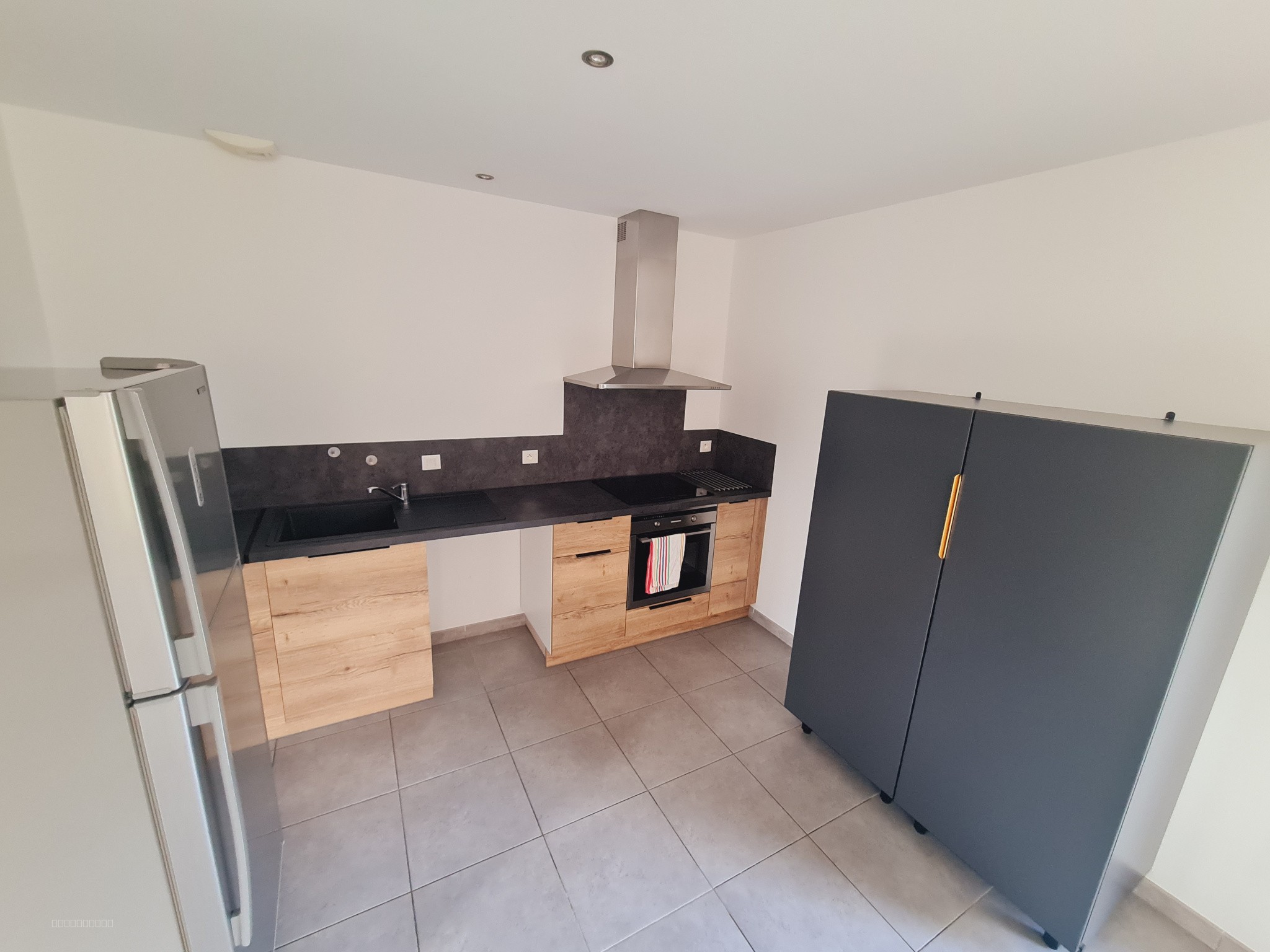 VILLA T4 AVEC GARAGE ET JARDIN DE 474M2 — photo 4