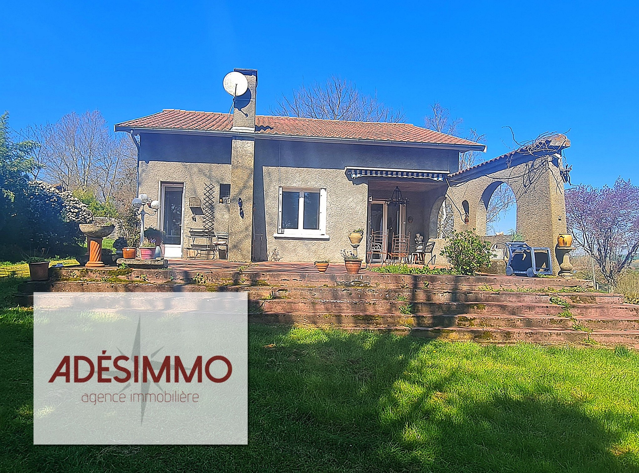 Villa T5 avec terrain plus piscine sur 3724m2 à remettre aux normes — photo 2