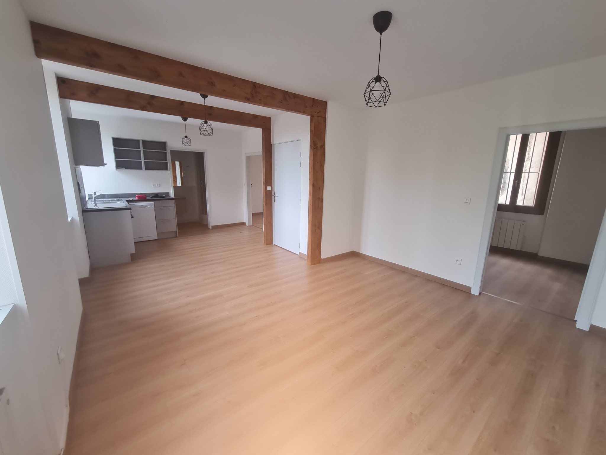 Appartement T3 CUISINE EQUIPEE — photo 2