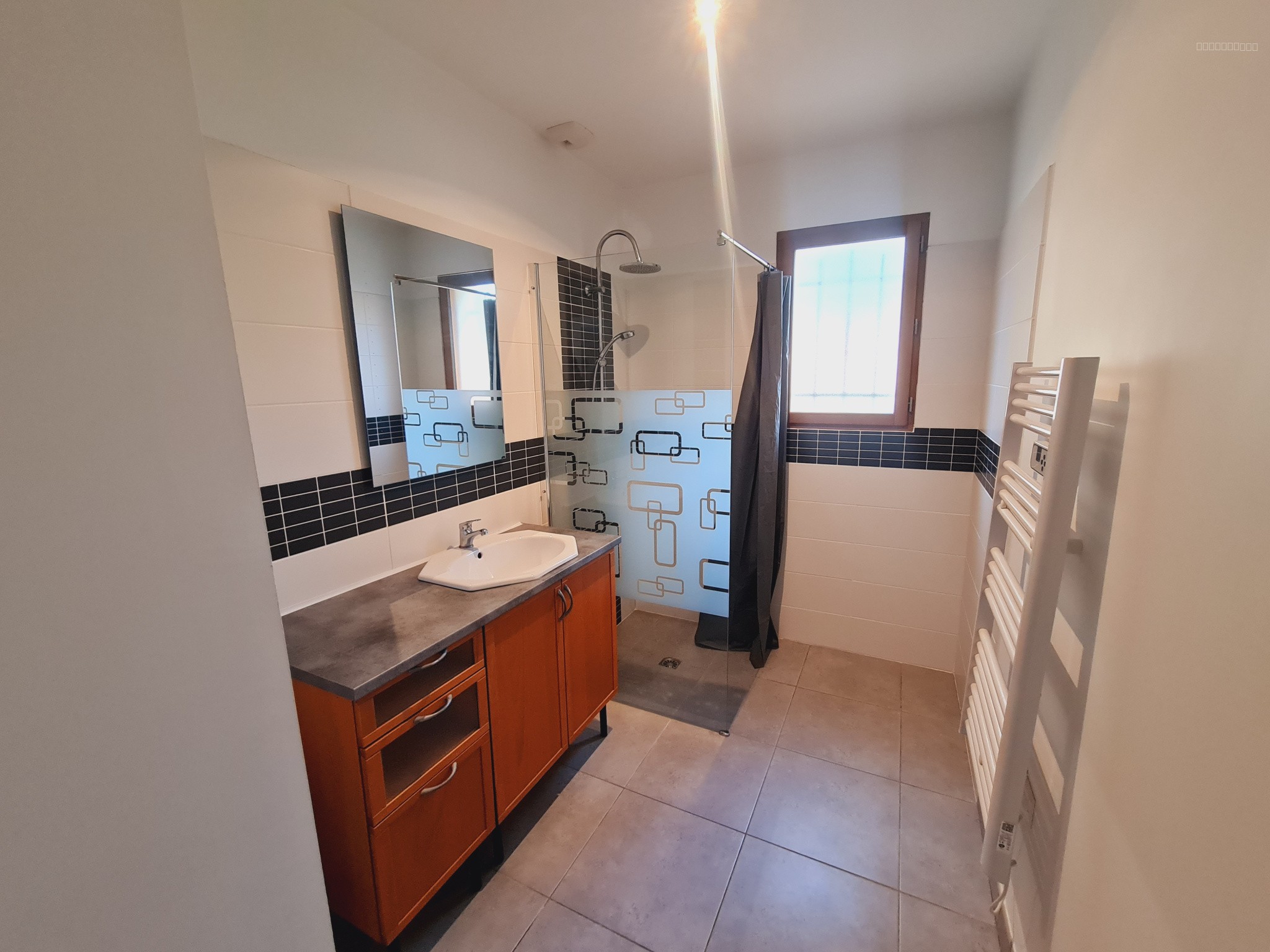 VILLA T4 AVEC GARAGE ET JARDIN DE 474M2 — photo 7