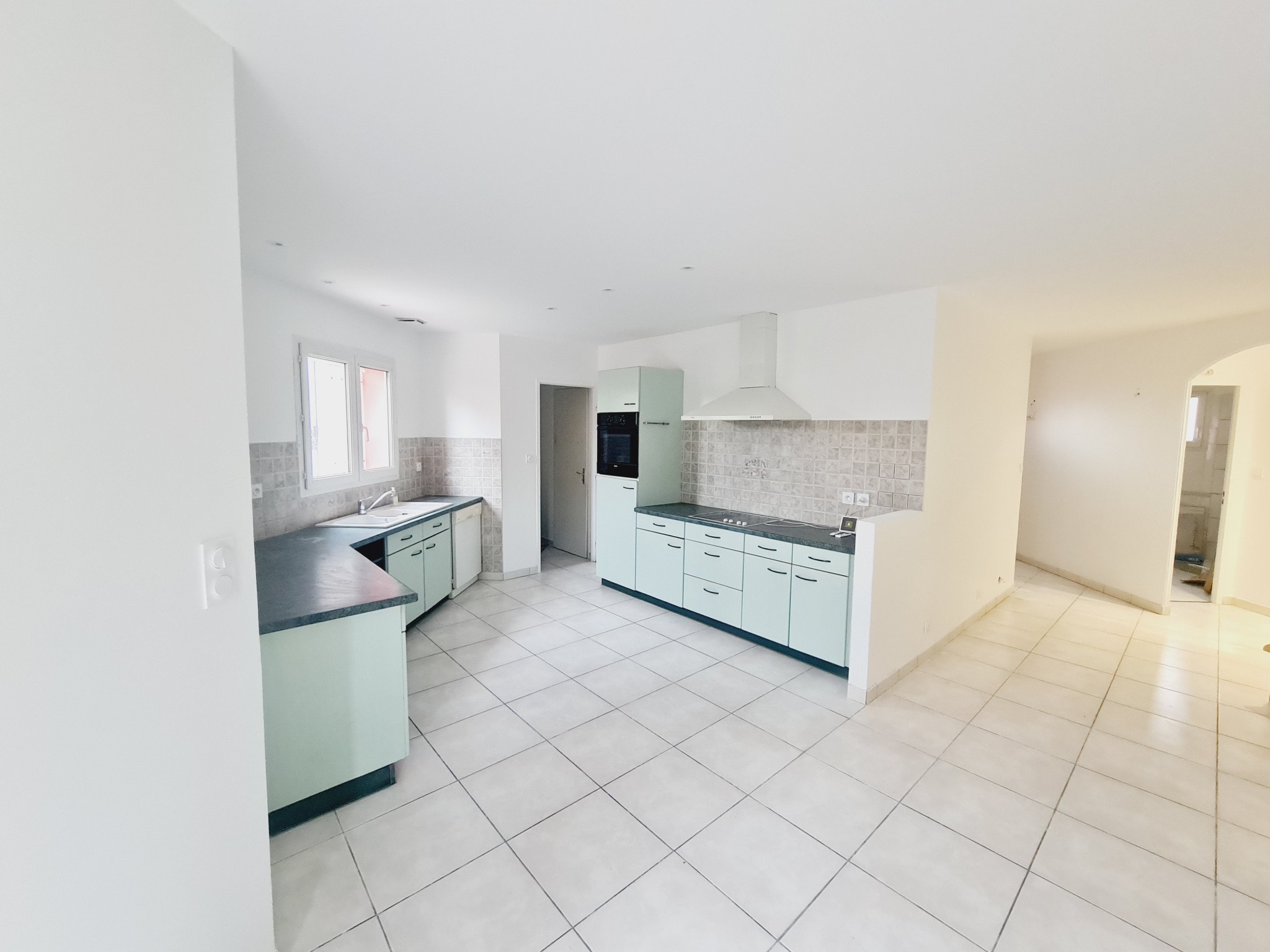 Maison T5 de 110m2 sur terrain de 680m2+ Garage — photo 2