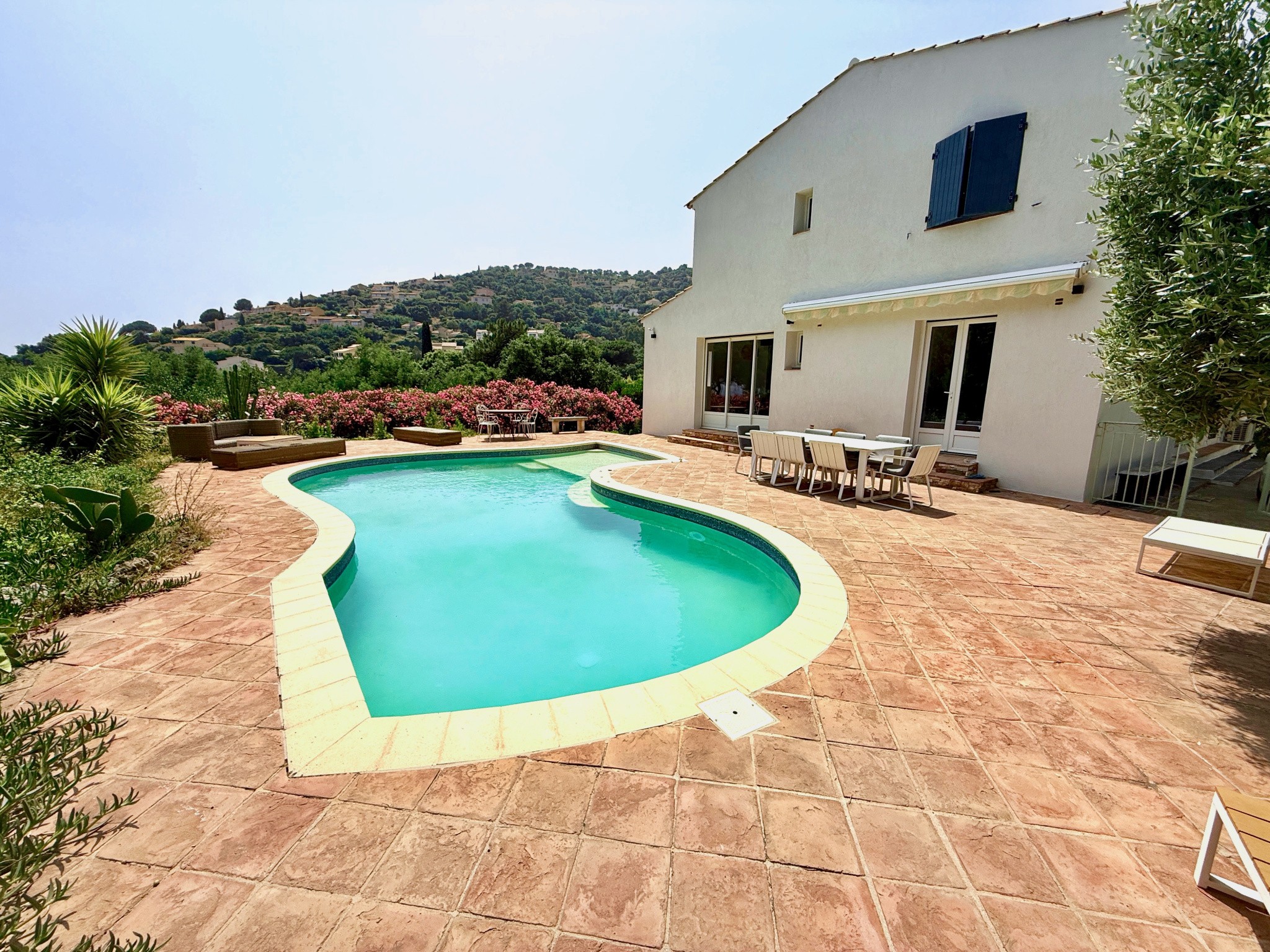 Maison 220M2 Cavalaire sur Mer — photo 3