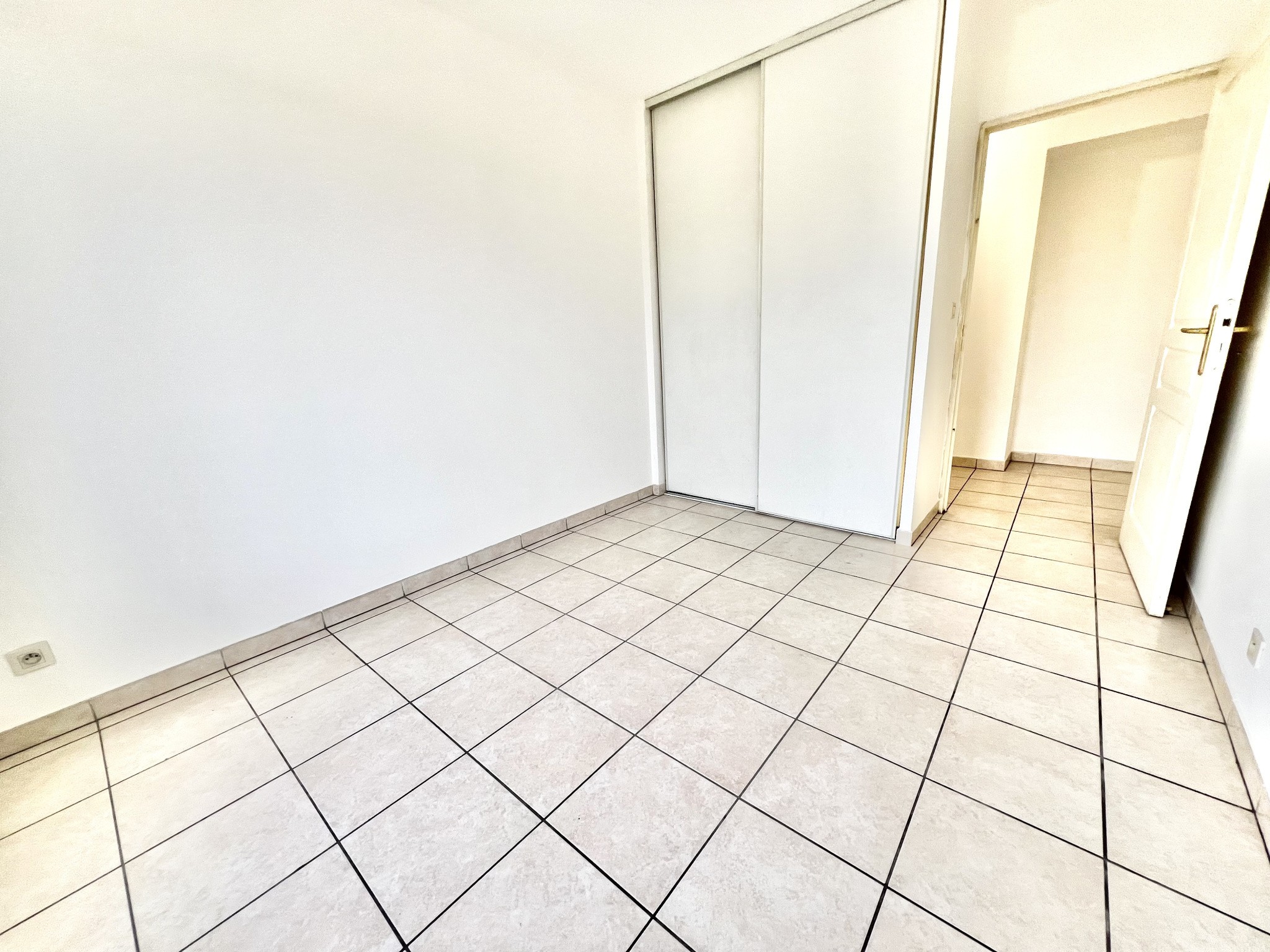 T3 70M2 CENTRE VILLE — photo 9