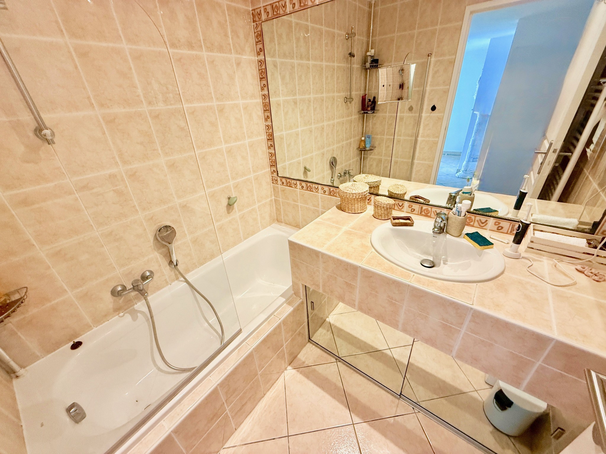 T3 60M2 PROCHE CENTRE VILLE — photo 9