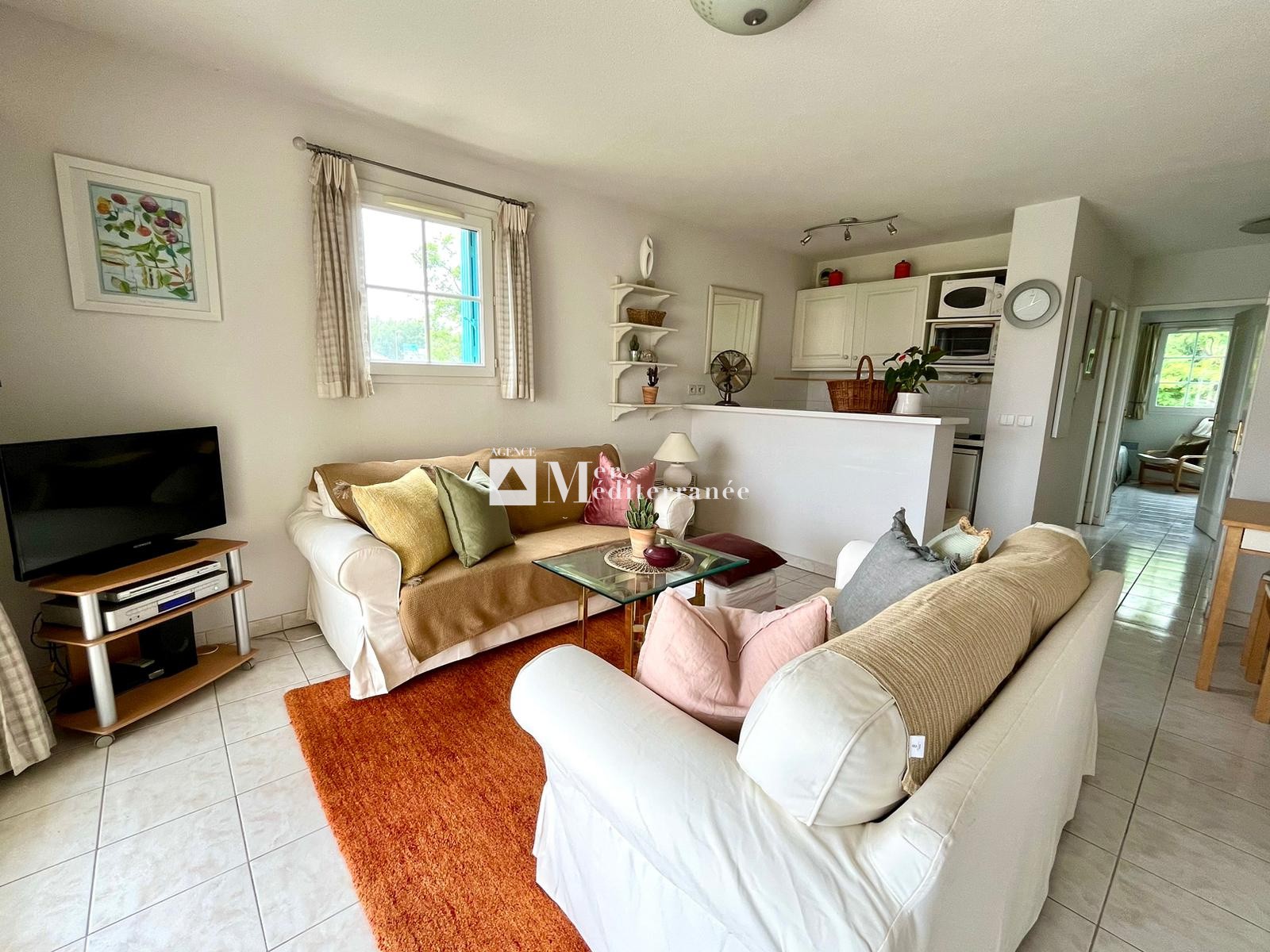 CO EXCLUSIVITE - A VENDRE A PORT-GRIMAUD APPARTEMENT 2 PIECES DE 40,30 M2 - (83310) — photo 3