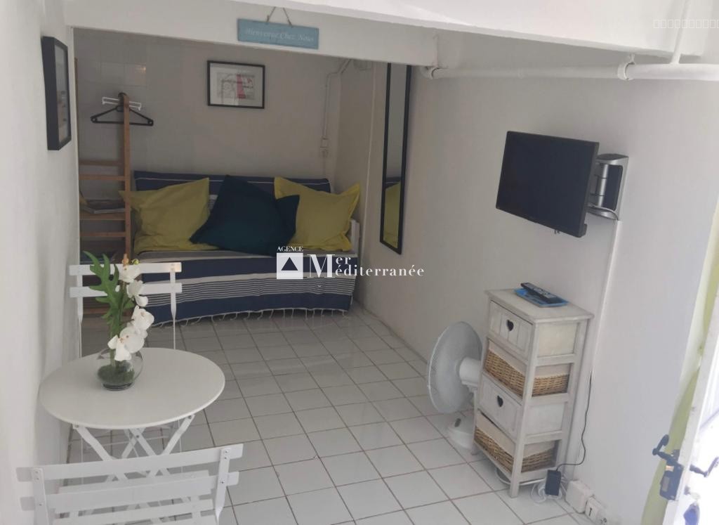 STUDIO A VENDRE A SAINT-TROPEZ — photo 5