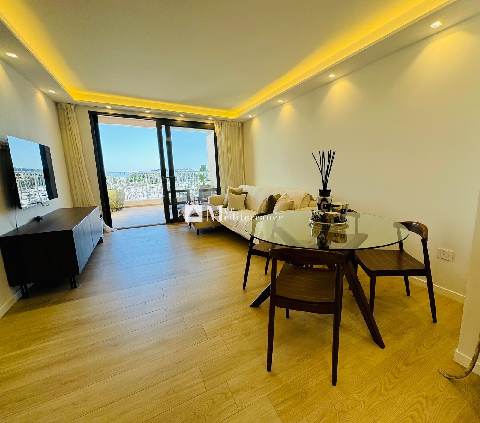 APPARTEMENT DE 3 PIECES EN DUPLEX VUE MER - LES MARINES DE COGOLIN (83310) — photo 3