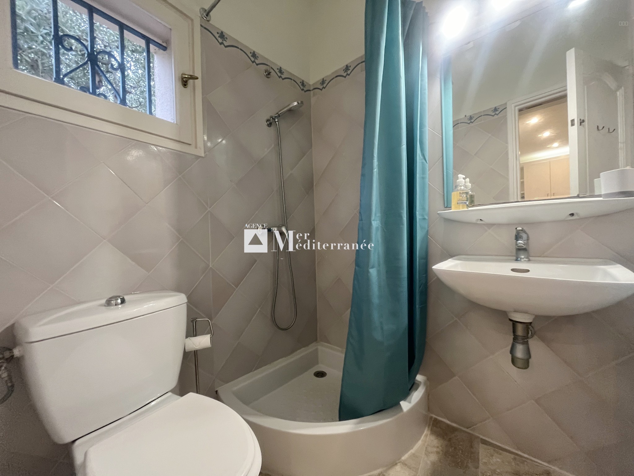 EN CO-EXCLUSIVITE JOLIE MAISON A VENDRE A PORT-GRIMAUD (83310) — photo 19