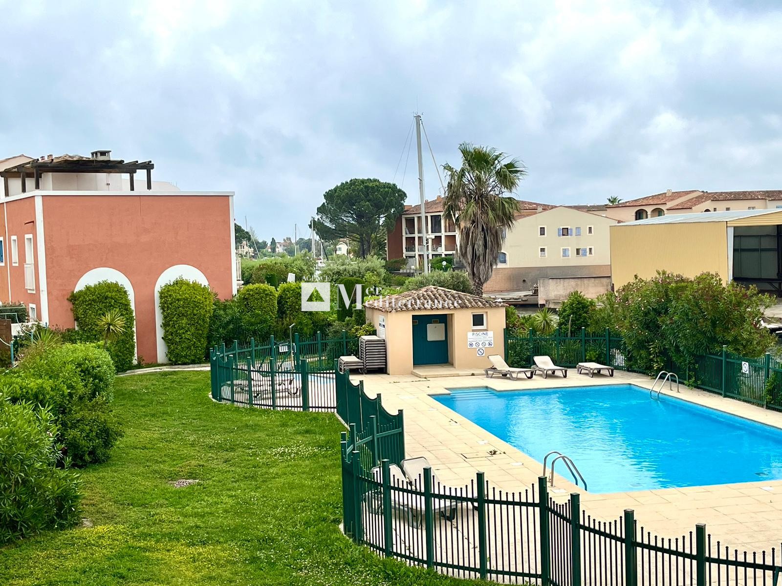 CO EXCLUSIVITE - A VENDRE A PORT-GRIMAUD APPARTEMENT 2 PIECES DE 40,30 M2 - (83310) — photo 10