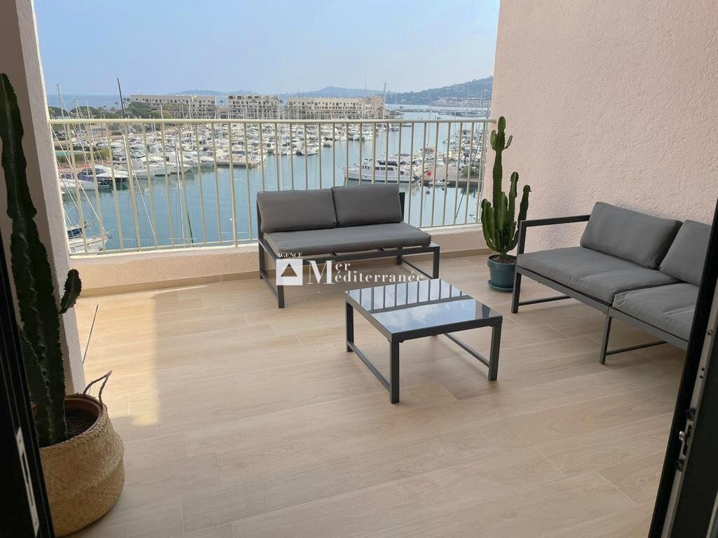 APPARTEMENT DE 3 PIECES EN DUPLEX VUE MER - LES MARINES DE COGOLIN (83310) — photo 14